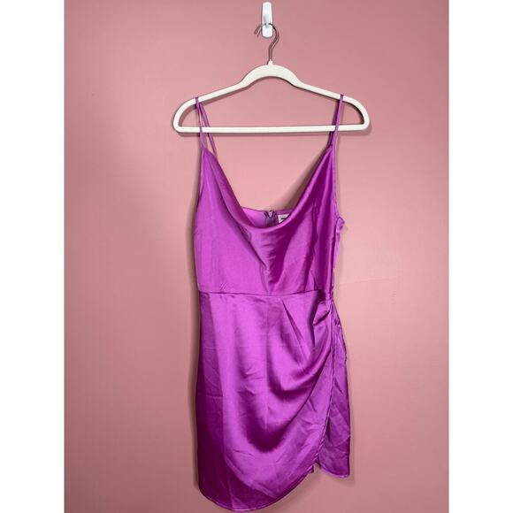 Superdown Arezo Cowl Neck Wrap Mini Dress in Purple Large Satin Cowl Neck Ruched - Picture 2 of 6